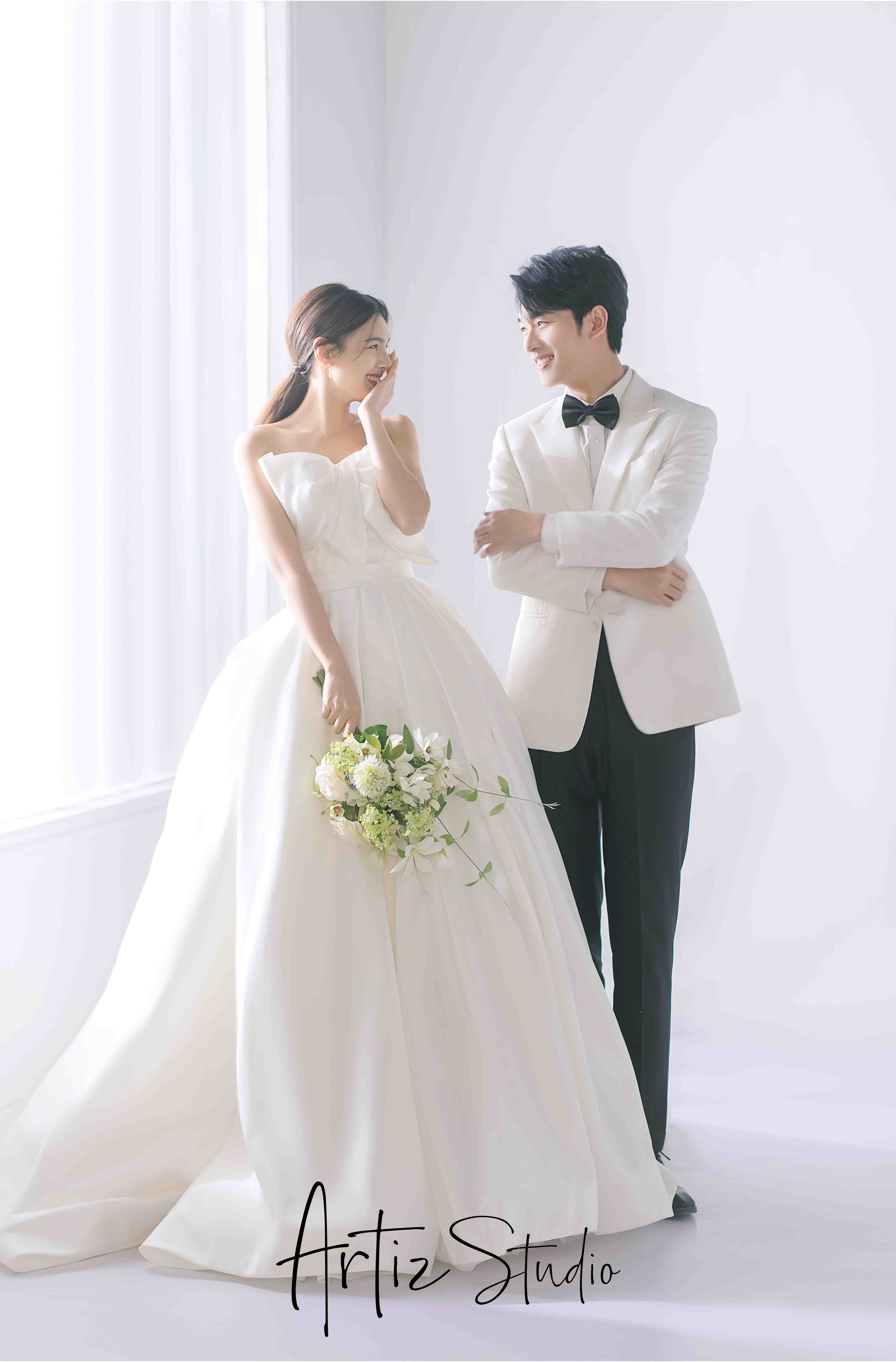 Korean simple wedding on sale dress